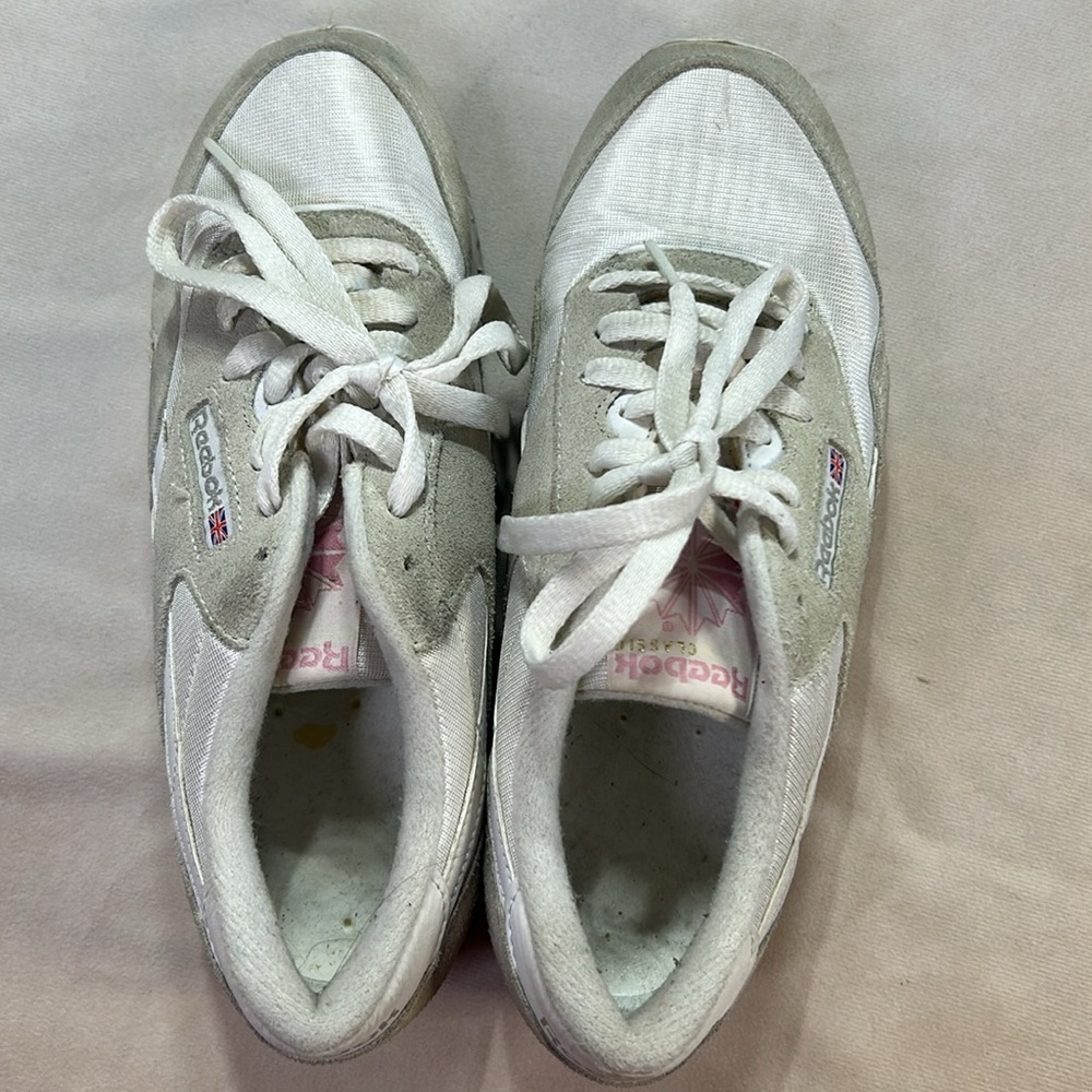 Reebok Classics - Picture 3 of 8